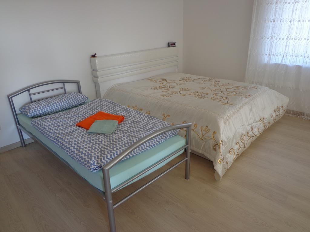 Apartments Naehe Messe - Room Agency Хановер Екстериор снимка