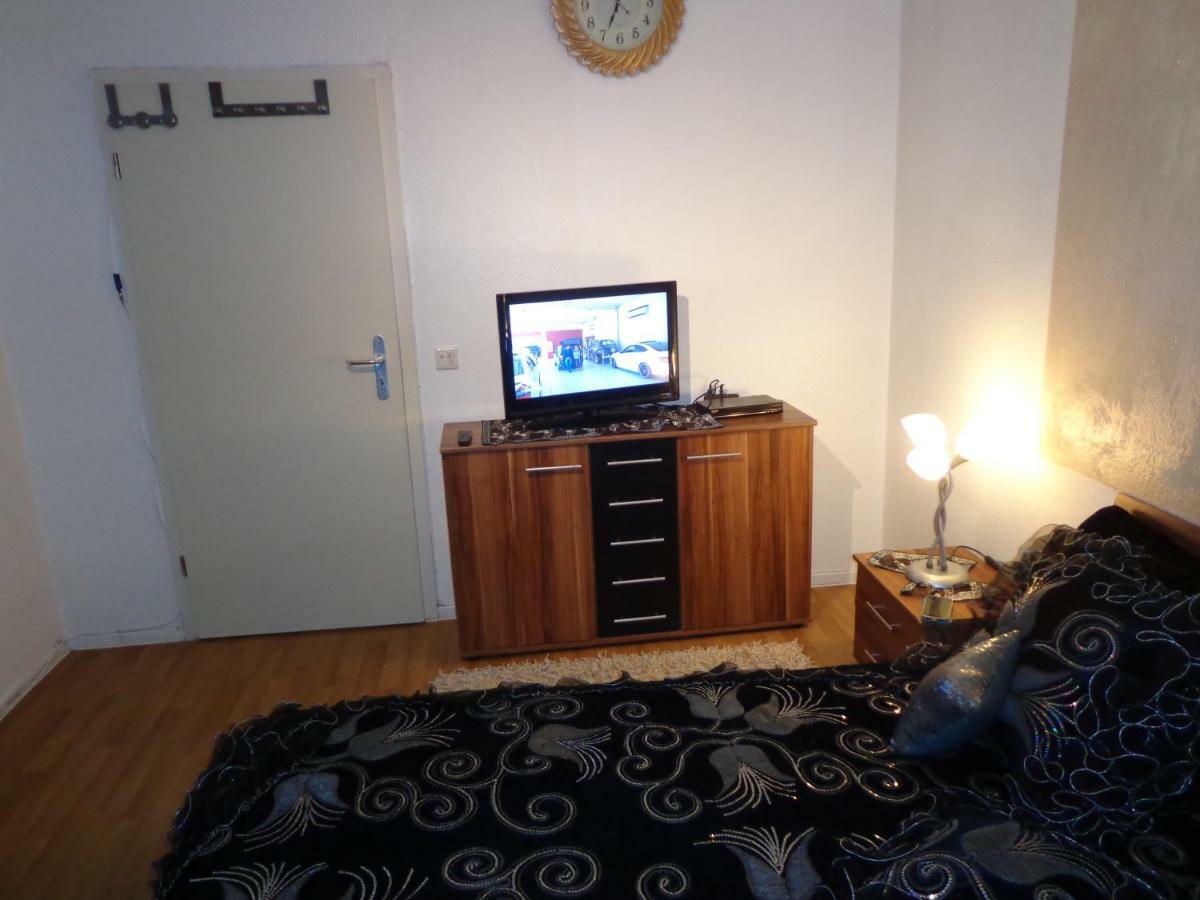 Apartments Naehe Messe - Room Agency Хановер Екстериор снимка