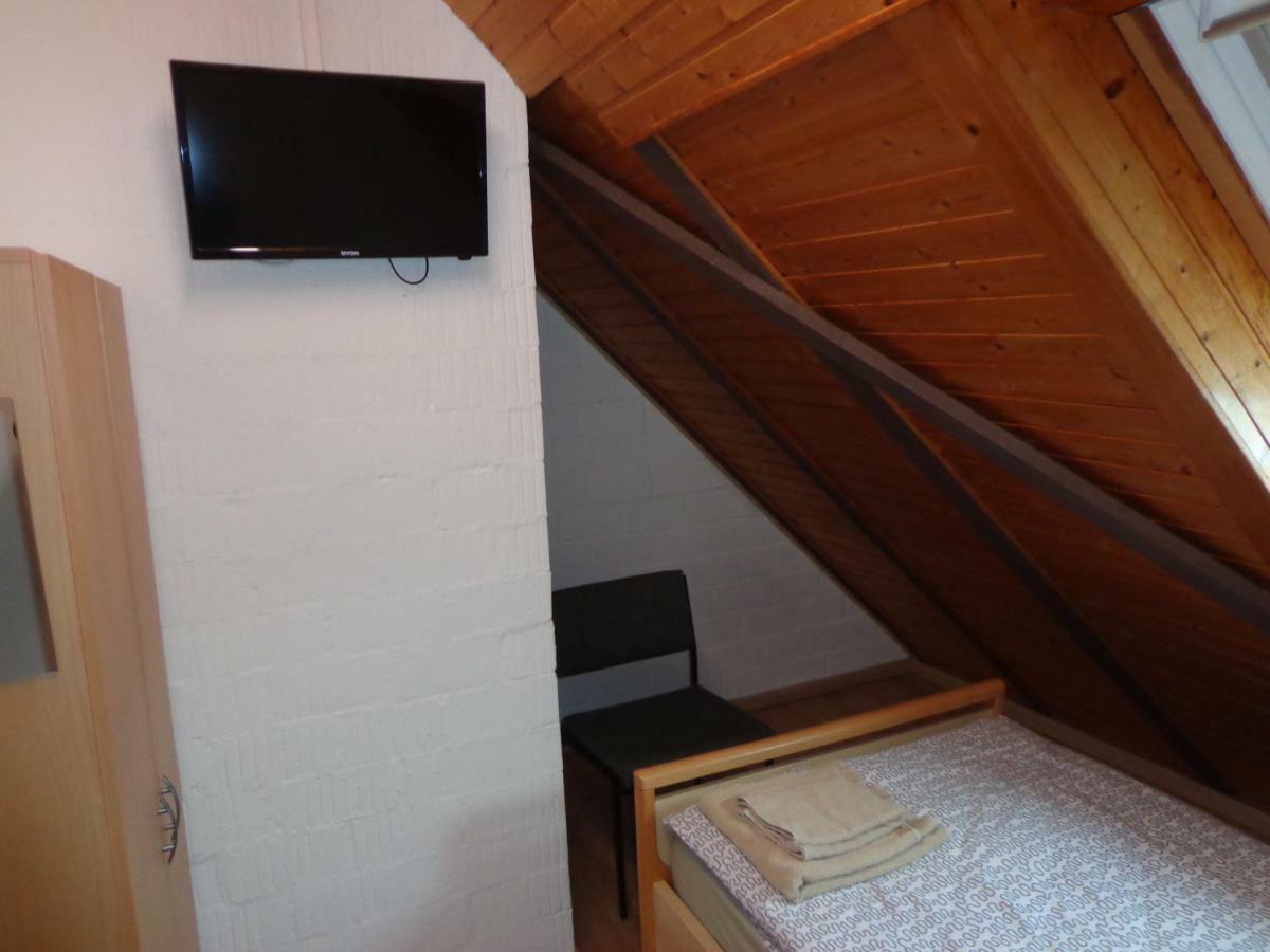 Apartments Naehe Messe - Room Agency Хановер Екстериор снимка
